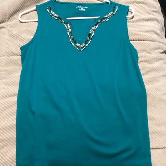 Women’s tank top medium. - Picture 1 of 4